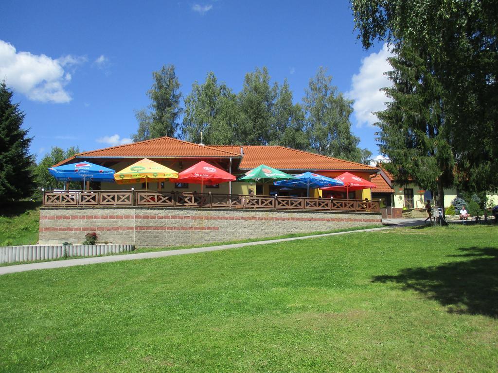 Kemp Lipno - Jenisov Hotel Horni Plana Exterior photo